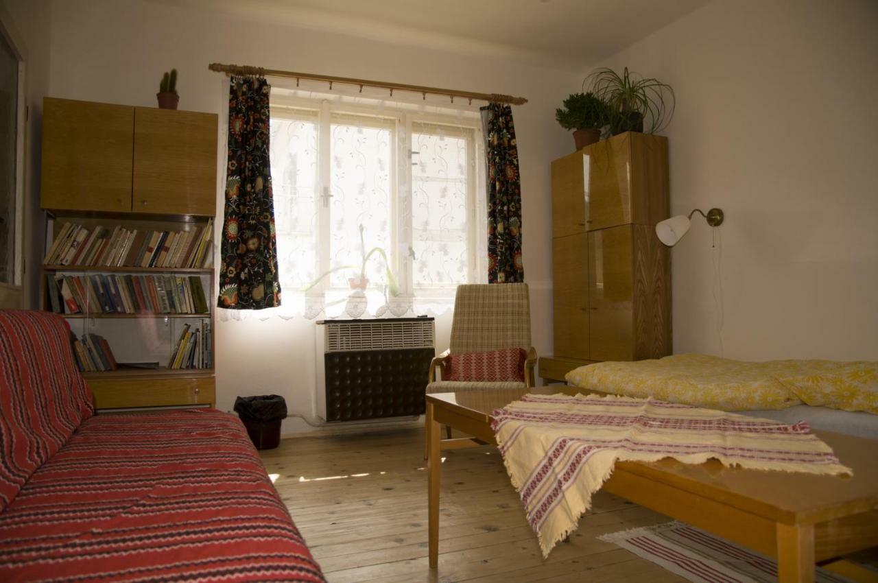 Lately Renovated Country House Тренчин Экстерьер фото